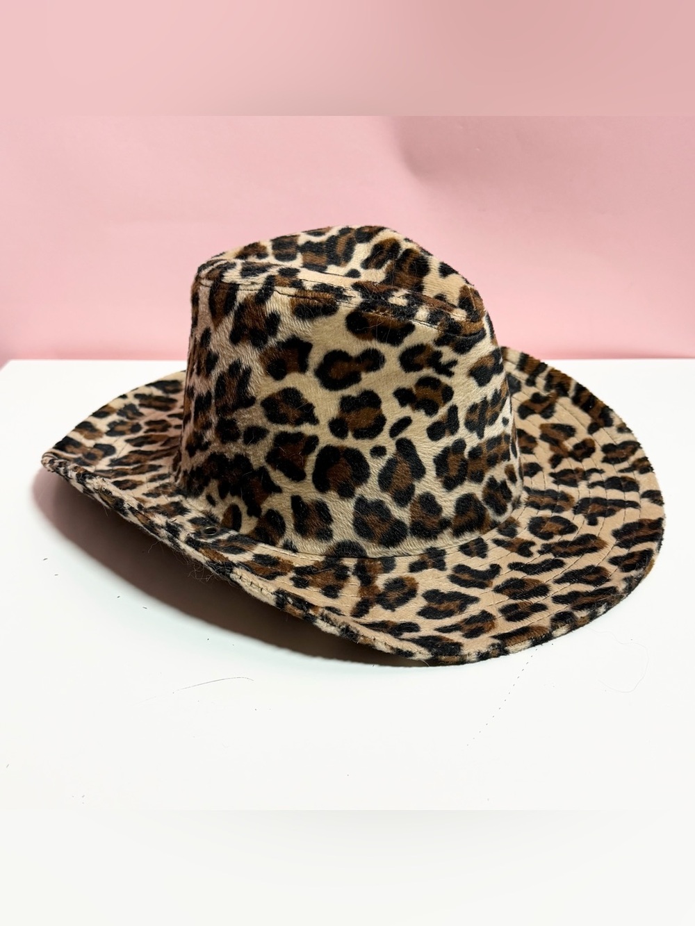 Y2K mcbling fur animal print leopard cheetah cowboy hat